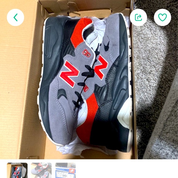 New Balance - Picture 1 of 1